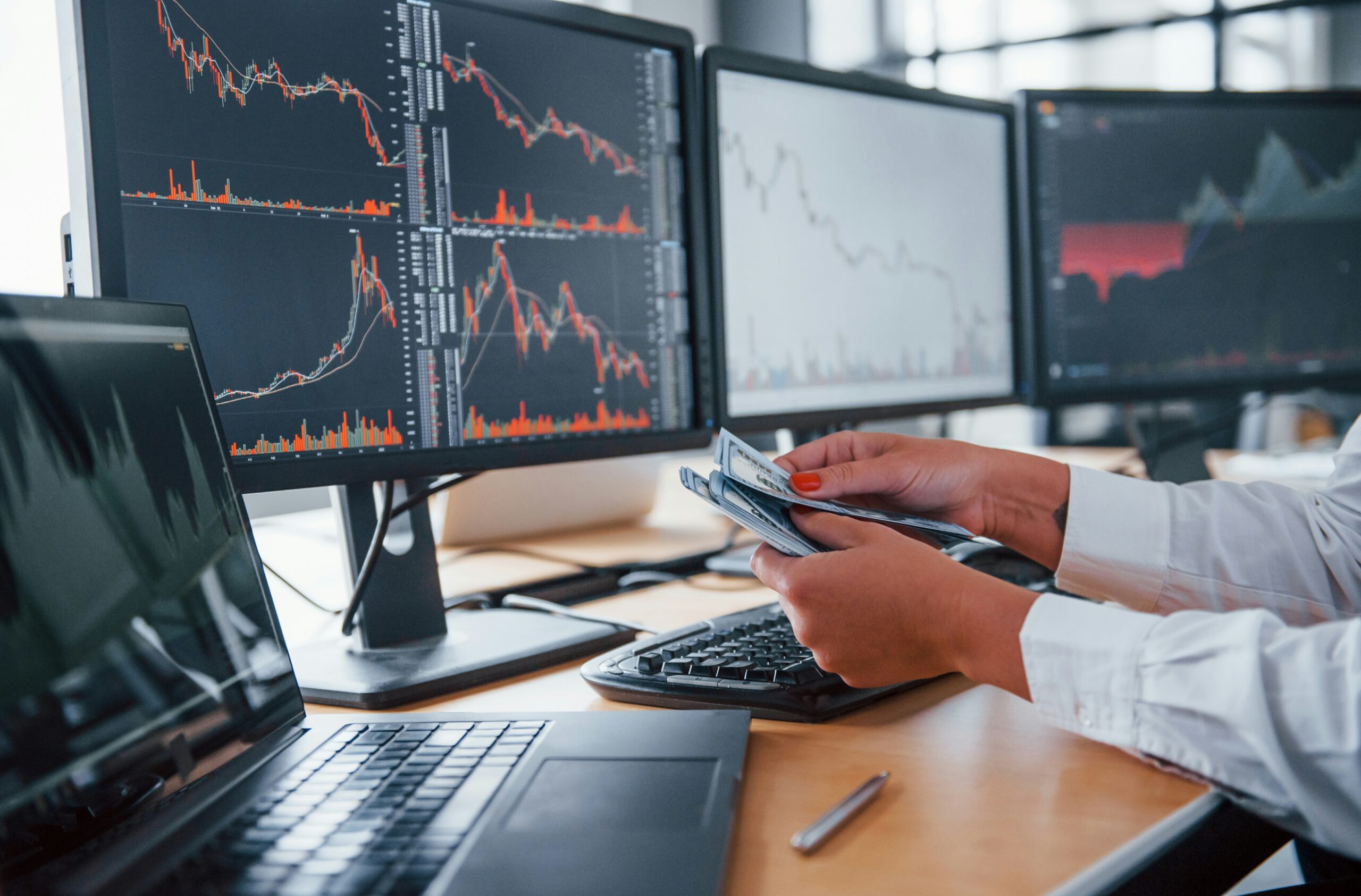 Modern financial market infrastructure supporting the settlement and administration of tokenised securities through institutional post-trade systems.
